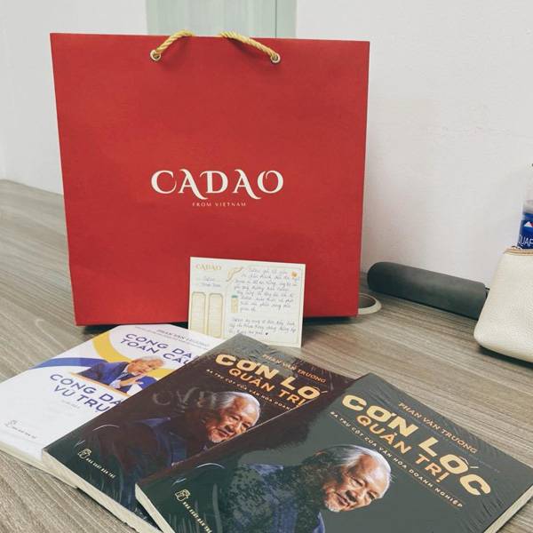 Chương trình Mừng tuổi sách 2024 của Thầy - Giáo sư Phan Văn Trường và cộng đồng Cấy Nền
