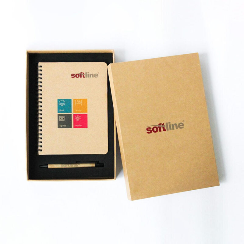 Set quà tặng gồm sổ tay, bút và hộp quà