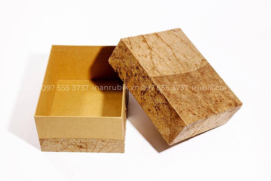 Hộp âm dương lá sen khô mang vẻ đẹp cổ điển