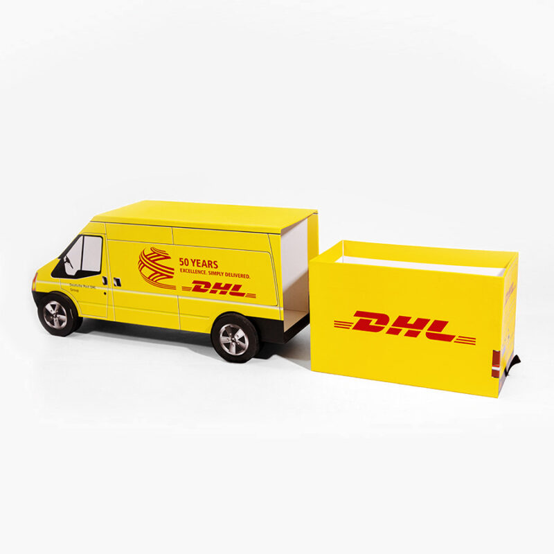 Thiết kế bao bì hộp bánh trung thu hình ô tô đặc trưng thương hiệu vận chuyển DHL