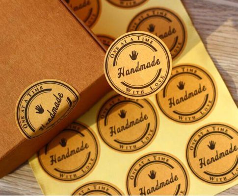 In decal giấy phổ biến đáp ứng được nhu cầu doanh nghiệp