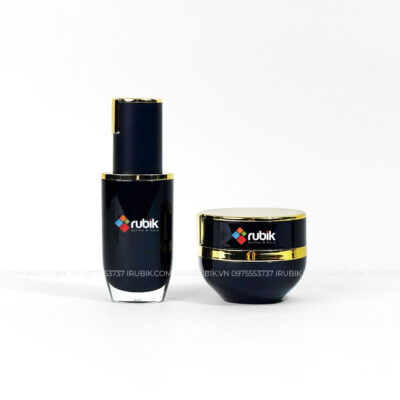 Bộ mỹ phẩm cao cấp màu đen: hũ đựng kem và chai đựng serum