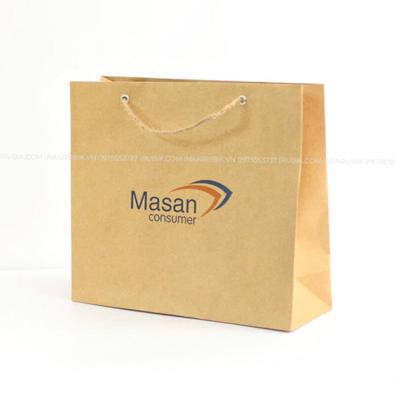 Túi giấy kraft trong set quà tặng doanh nghiệp in logo sắc nét