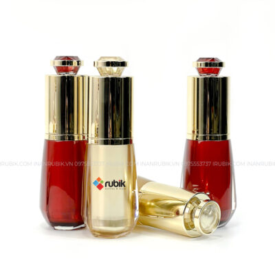 In logo, tem nhãn decal lên thân chai đựng serum