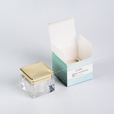 In vỏ hộp giấy ivory đựng mỹ phẩm đầy đủ thông tin bảng thành phần